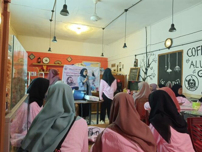 
 Srikandi Ganjar NTT melaksanakan pelatihan kewirausahaan bagi Perempuan milenial di Flores Timur.(Ist)