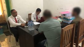 Polres Mabar menetap tersangka dan menahan anggota KPPS 001 Namo atas dugaan tindakan pidana pemilihan..(foto:Humas Polres Mabar)