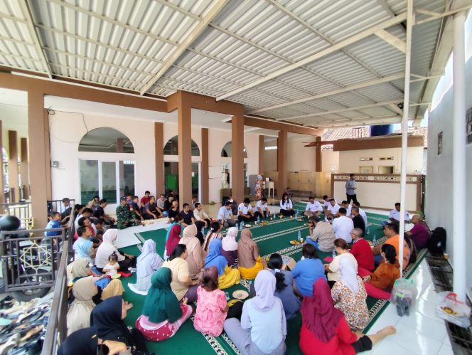 
					Dit KPTA Kementerian PKP saat beraudiensi tentang persoalan yang dialami warga perumahan Kharisma Rancamanyar Kabupaten Bandung Rabu 04 Juni 2025(ist)