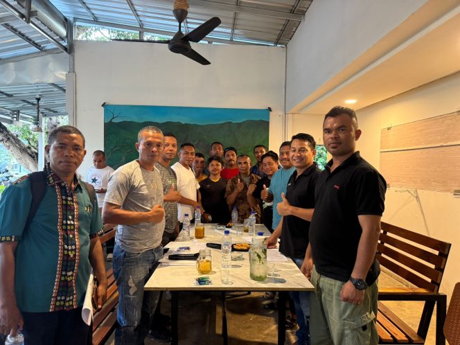 
					Panitia Open Turnamen Takraw Labuan Bajo.(Acik)