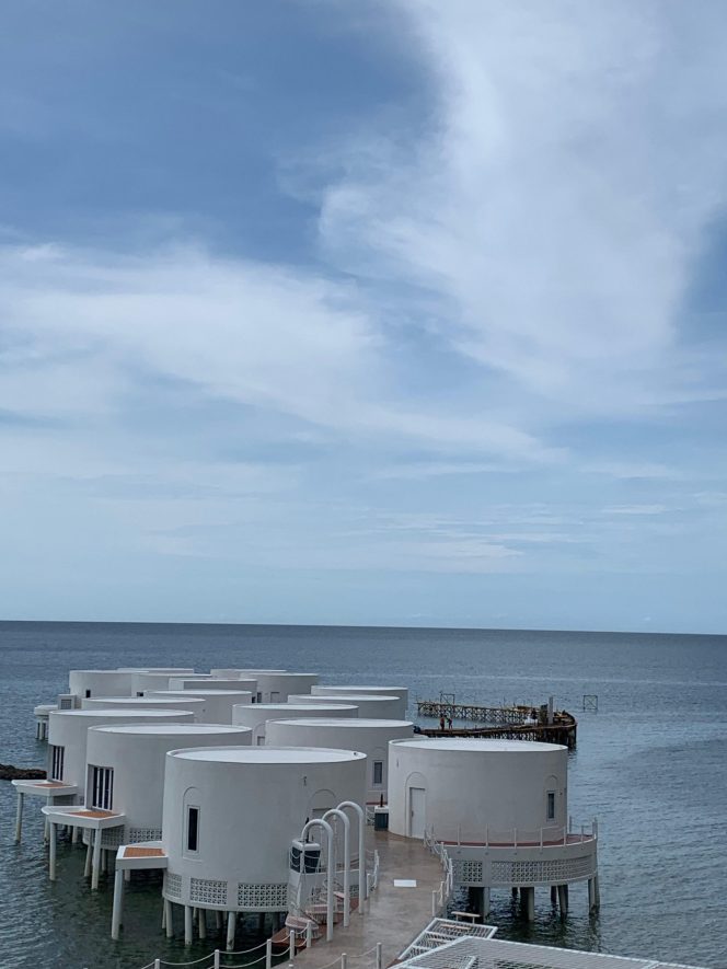 
					69 Resort & Beach Club di Pulau Kelapa.(Ist)